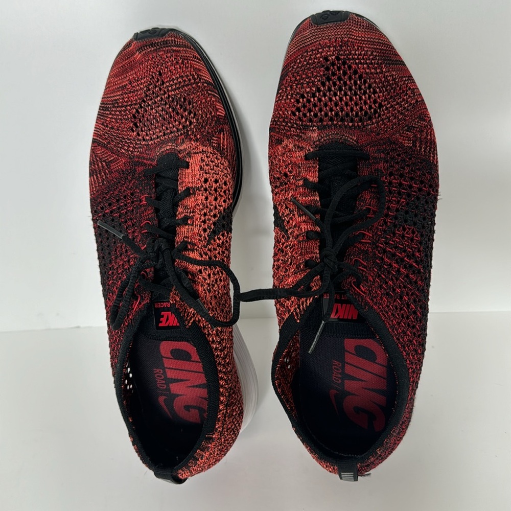 Nike Flyknit Racers - Picture 4 of 5
